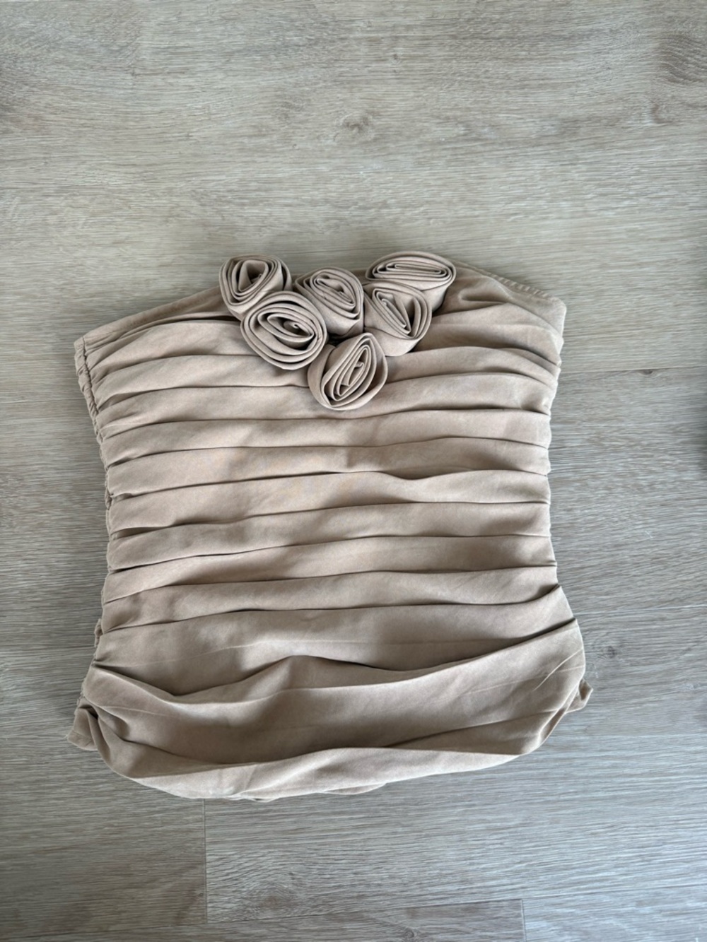 Lioness Strapless Beige Ruched Floral Accent Top, XS